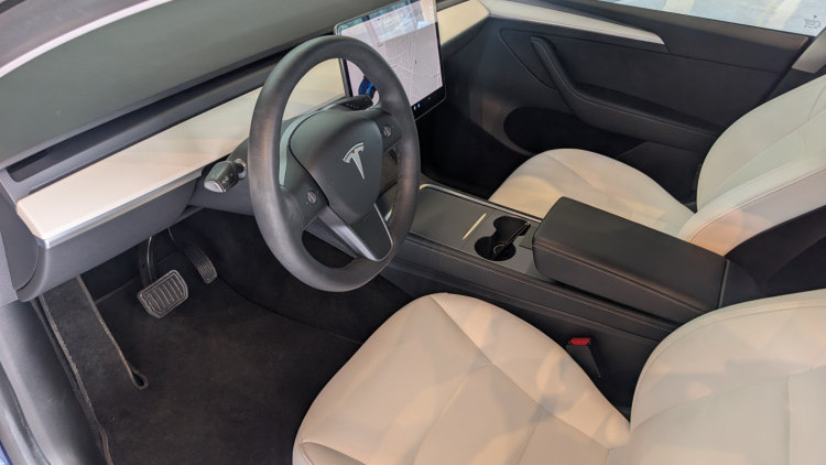 Tesla Model Y dual motor long range