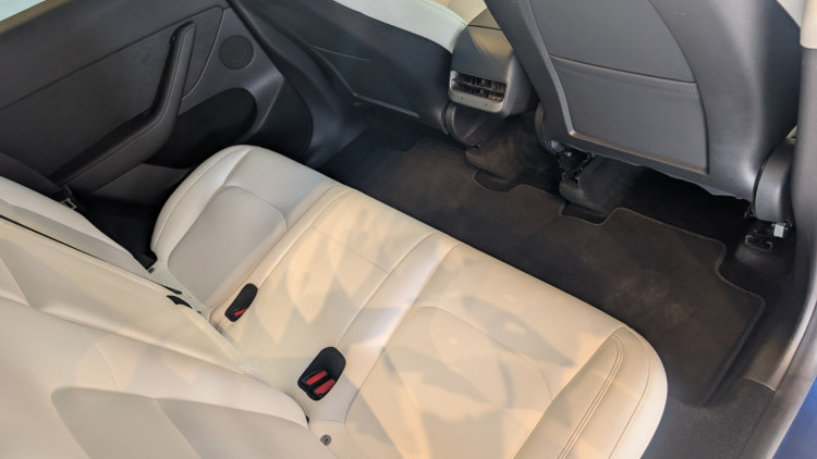 Tesla Model Y dual motor long range