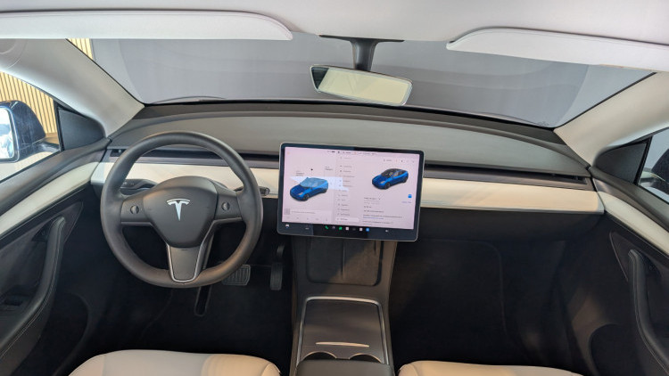 Tesla Model Y dual motor long range