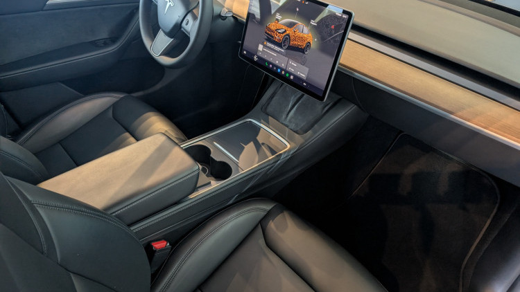 Tesla Model Y Performance Dual Motor AWD