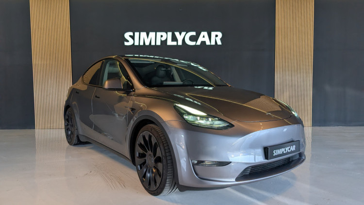 Tesla Model Y Performance Dual Motor AWD