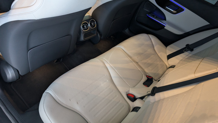 Mercedes-Benz Classe C - C 300 H&iacute;brido
