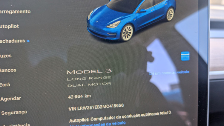 Tesla Model 3 Long-Range Dual Motor AWD