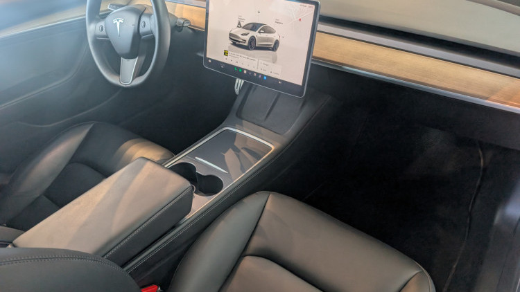 Tesla Model 3 Long-Range Dual Motor AWD