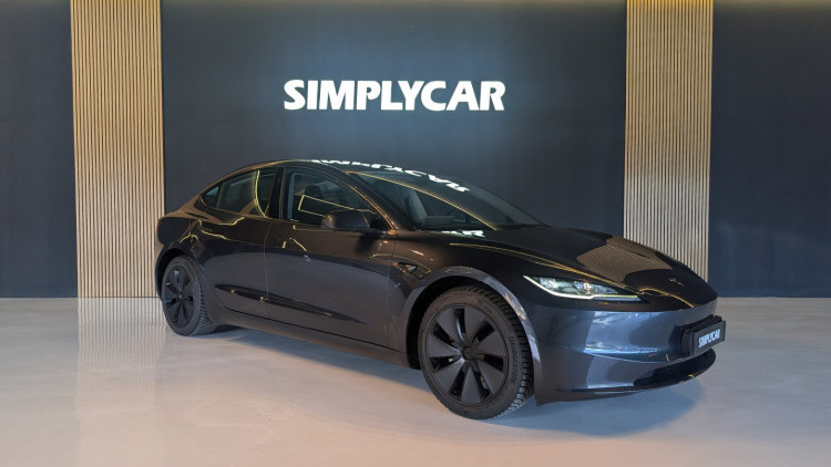 Tesla Model 3 Long-Range Dual Motor AWD