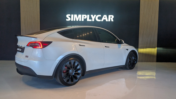 Tesla Model Y Performance Dual Motor AWD