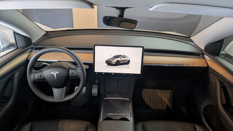 Tesla Model Y Performance Dual Motor AWD