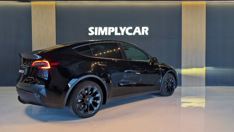 Tesla Model Y dual motor long range