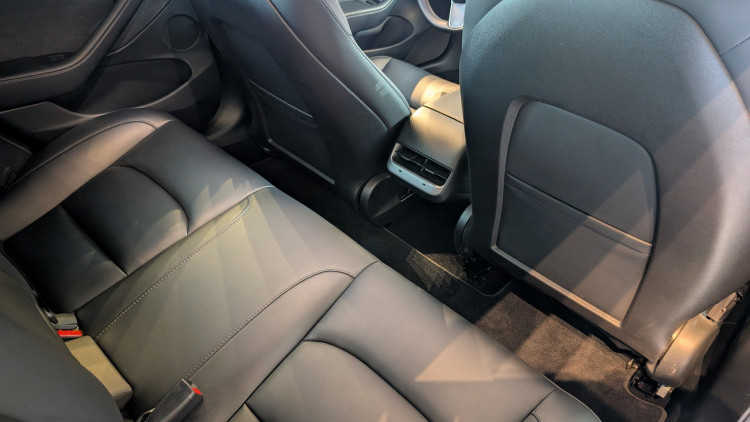 Tesla Model 3 dual motor long range
