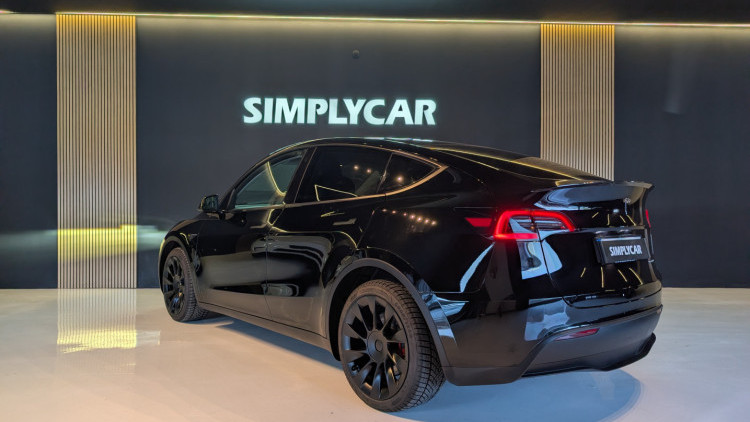 Tesla Model Y Dual Motor AWD