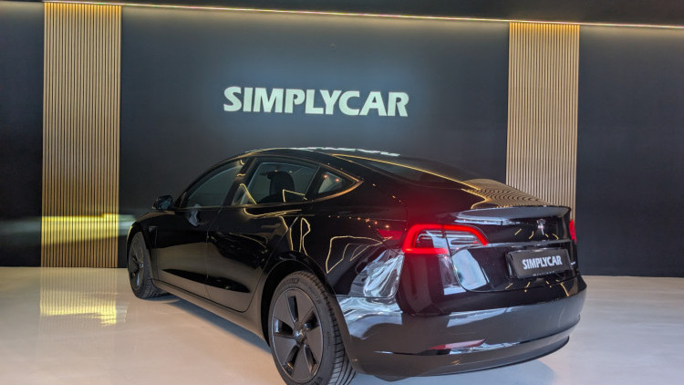 Tesla Model 3 Long-Range Dual Motor AWD