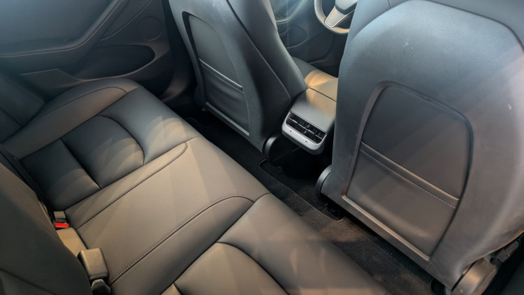 Tesla Model 3 Long-Range Dual Motor AWD