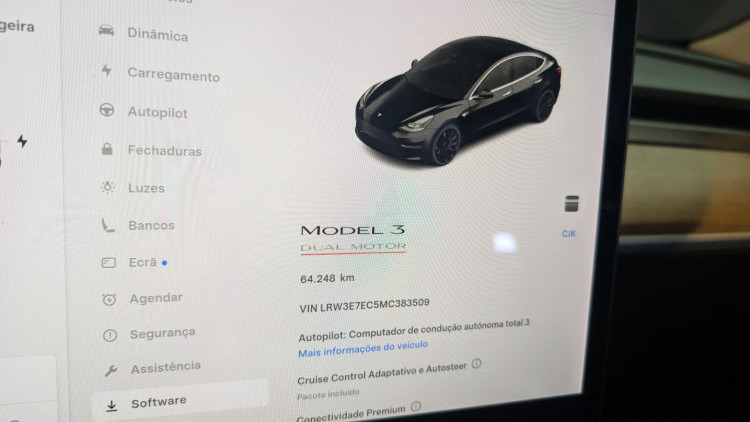 Tesla Model 3 AWD performance