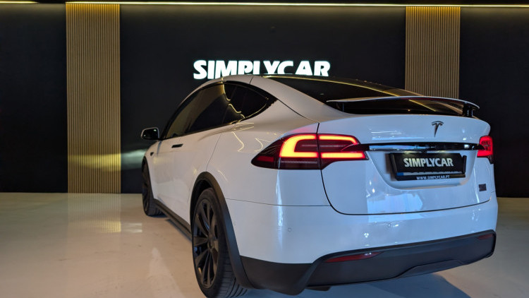 Tesla Model X Plaid AWD