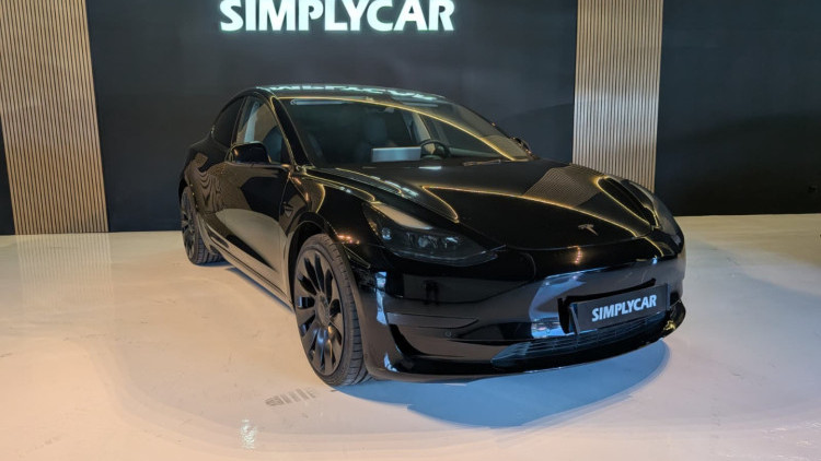 Tesla Model 3 Long-Range Dual Motor AWD