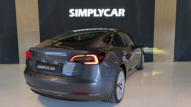 Tesla Model 3 dual motor long range