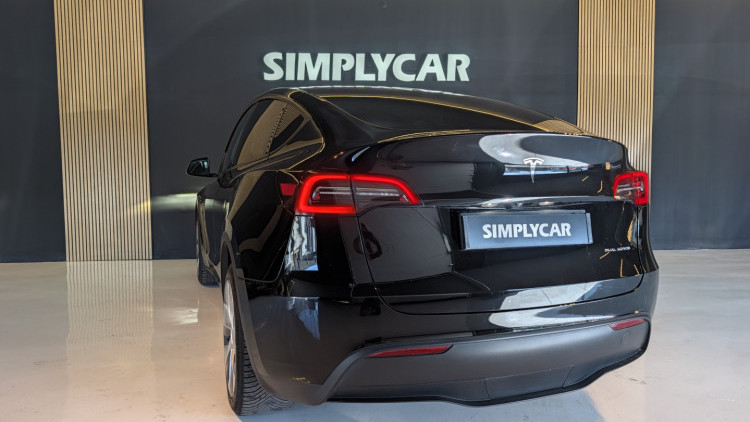 Tesla Model Y long Range Dual Motor AWD