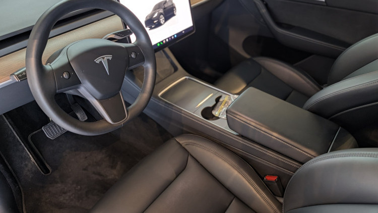 Tesla Model Y long Range Dual Motor AWD