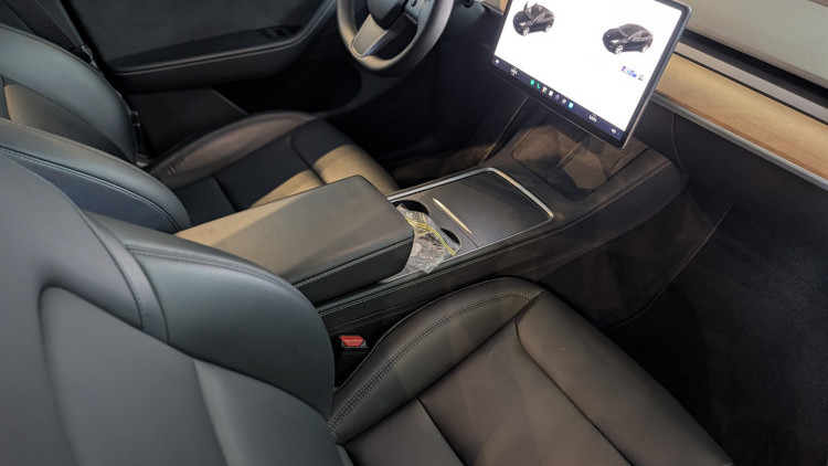 Tesla Model Y long Range Dual Motor AWD
