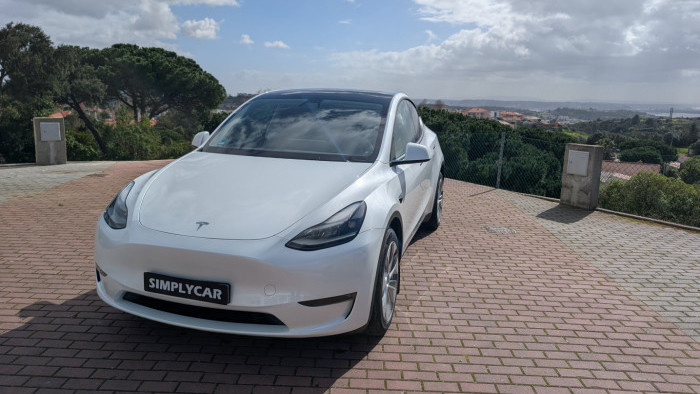 Tesla Model Y Outro