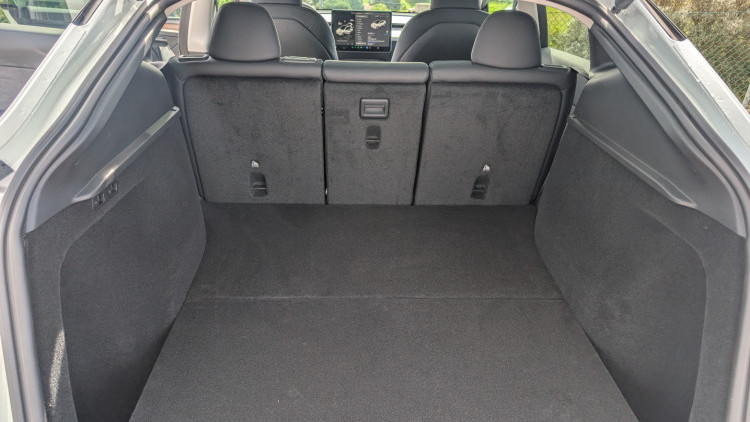 Tesla Model Y Duo motor long range