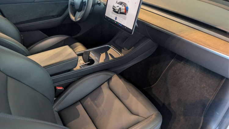 Tesla Model Y long Range Dual Motor AWD